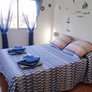 https://el-burrero-beach-quiet-apartment-solarium-near-airport.in-canary-islands.com